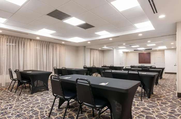 MainStay Suites Horsham - Philadelphia 4