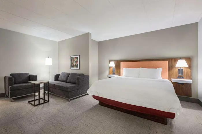 Hampton Inn Quakertown 4