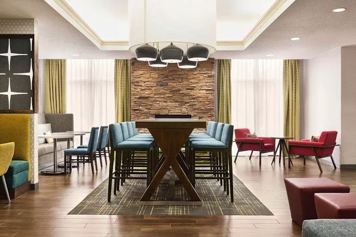Hampton Inn Quakertown 4