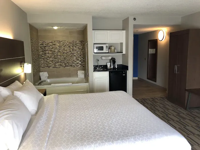 Holiday Inn Express & Suites Quakertown - Allentown Area by IHG 4