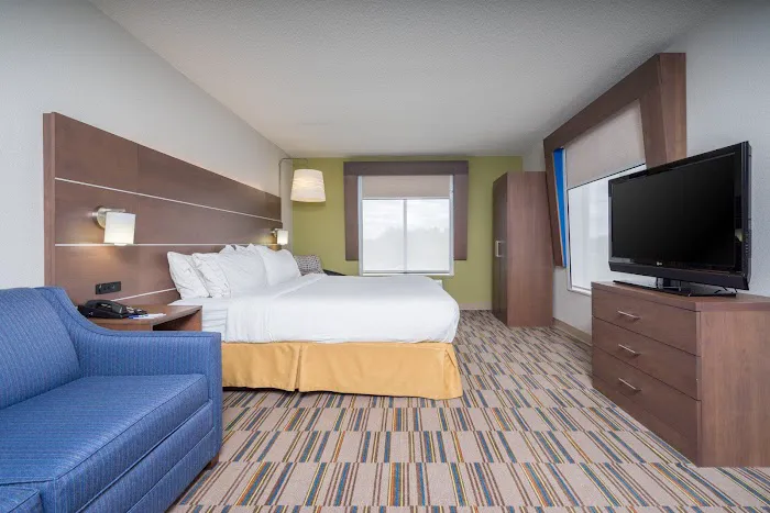 Holiday Inn Express & Suites Quakertown - Allentown Area by IHG 4