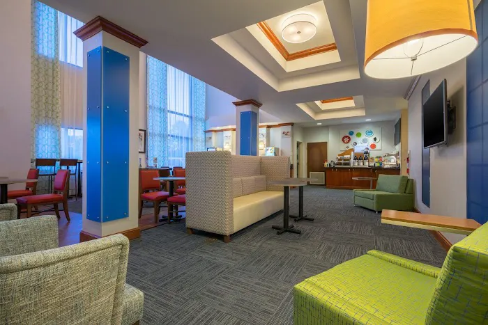 Holiday Inn Express & Suites Quakertown - Allentown Area by IHG 4