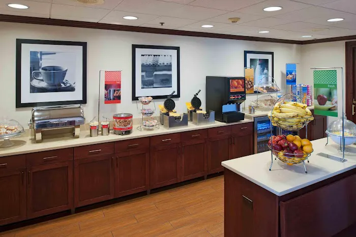Hampton Inn & Suites Bethlehem 4