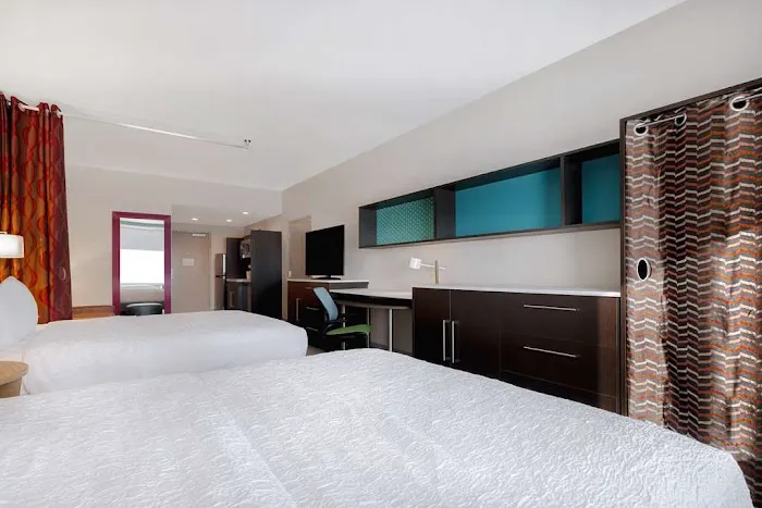 Home2 Suites by Hilton Allentown Bethlehem Airport 4