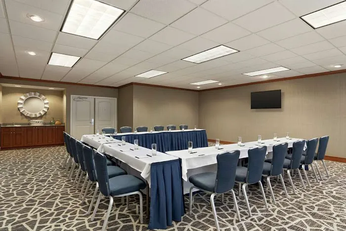 Homewood Suites by Hilton Allentown-Bethlehem Airport 4
