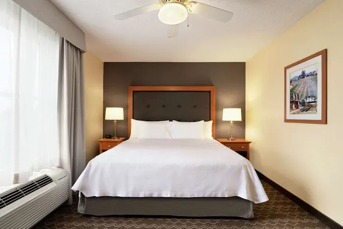 Homewood Suites by Hilton Allentown-Bethlehem Airport 4