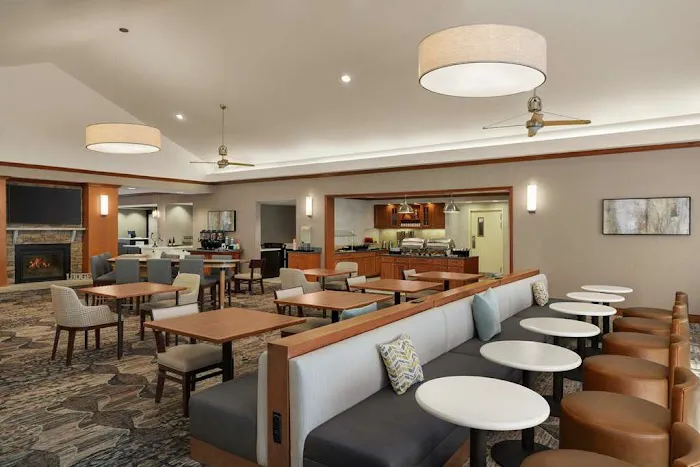 Homewood Suites by Hilton Allentown-Bethlehem Airport 4