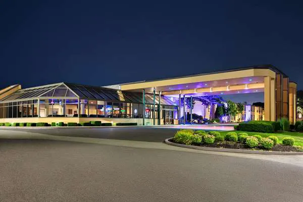 Days Hotel by Wyndham Allentown Airport / Lehigh Valley 4