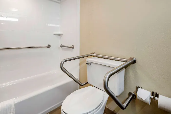 Comfort Suites Bethlehem Near Lehigh University and LVI Airport 5