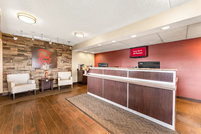 Red Roof Inn Allentown Airport 4