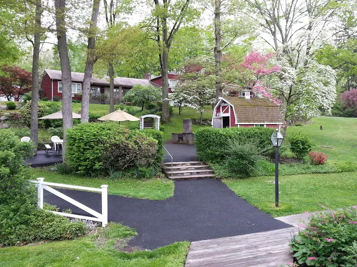 Heidi's Inn 4