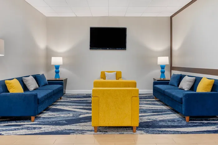 Comfort Inn & Suites Danbury-Bethel 4