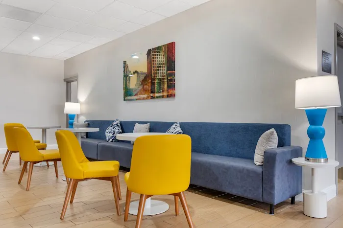 Comfort Inn & Suites Danbury-Bethel 4