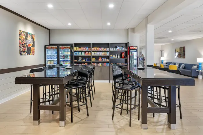 Comfort Inn & Suites Danbury-Bethel 4