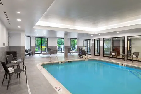Courtyard Danbury 4