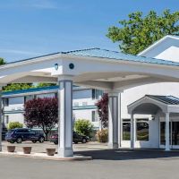 Quality Inn & Suites Danbury near University ico