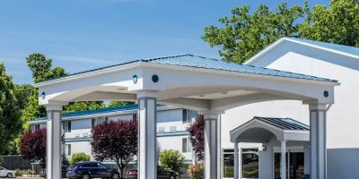 Quality Inn & Suites Danbury near University