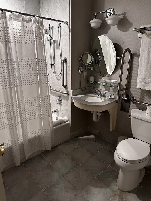 Delamar Southport 5