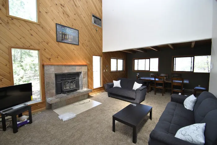 Pocono Rental | PA Cabin - Waterfront w/Pool Table, Indoor Hot Tub/Pool 4