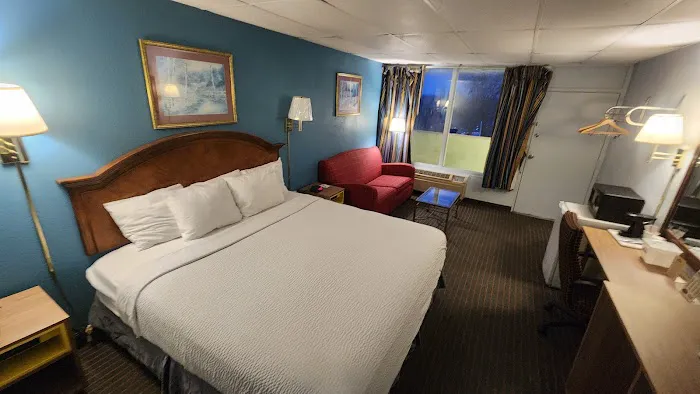 Days Inn by Wyndham Tannersville 4