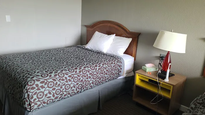 Days Inn by Wyndham Tannersville 4