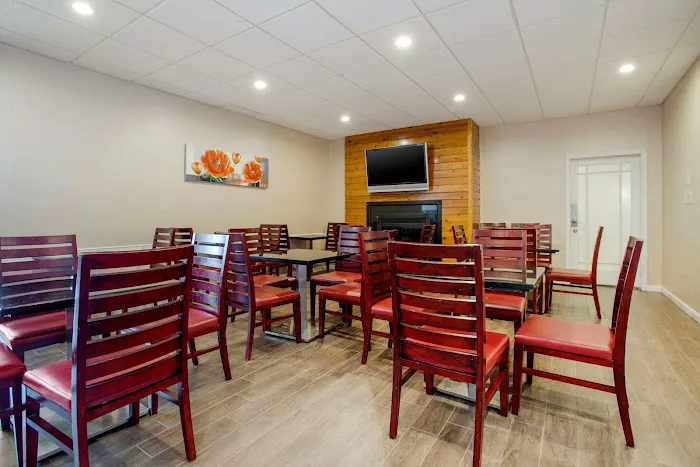 Best Western Plus Poconos Hotel 4