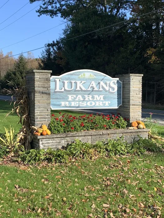 Lukan's Farm Resort 4
