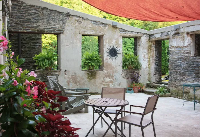 Ledges Hotel 4