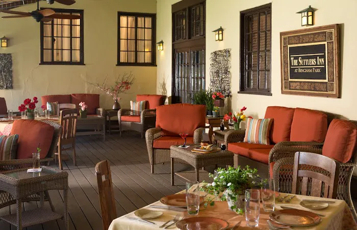 The Settlers Inn 4