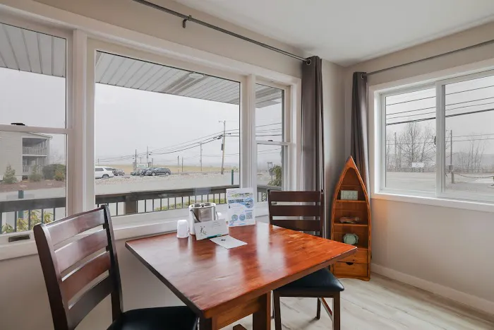 East Shore Lodging 4