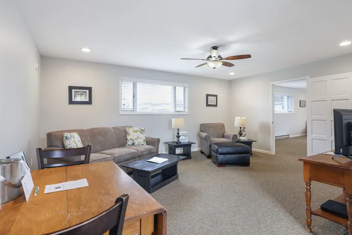 East Shore Lodging 4