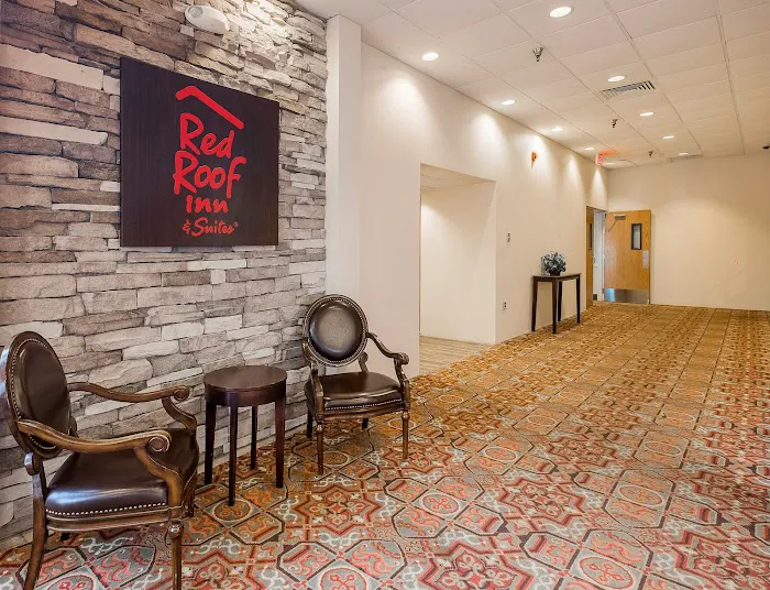 Red Roof Inn & Suites Mt Holly - McGuire AFB 4