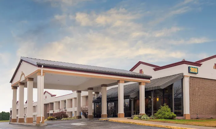 Red Roof Inn & Suites Mt Holly - McGuire AFB 4