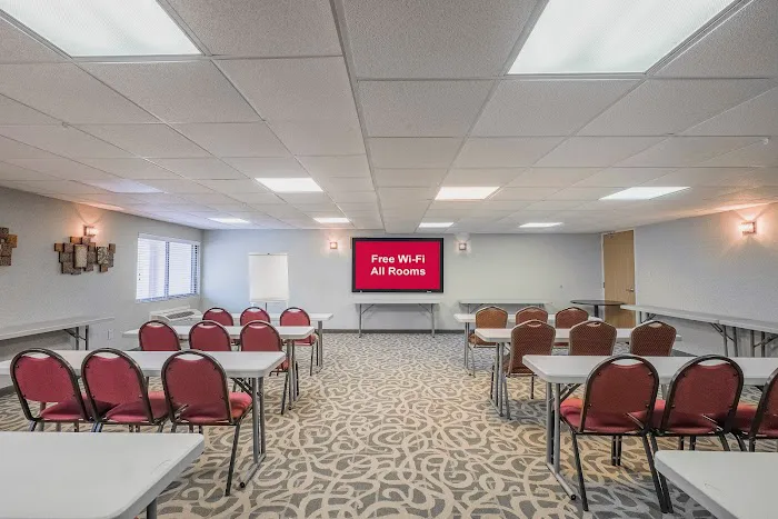 Red Roof Inn & Suites Mt Holly - McGuire AFB 4