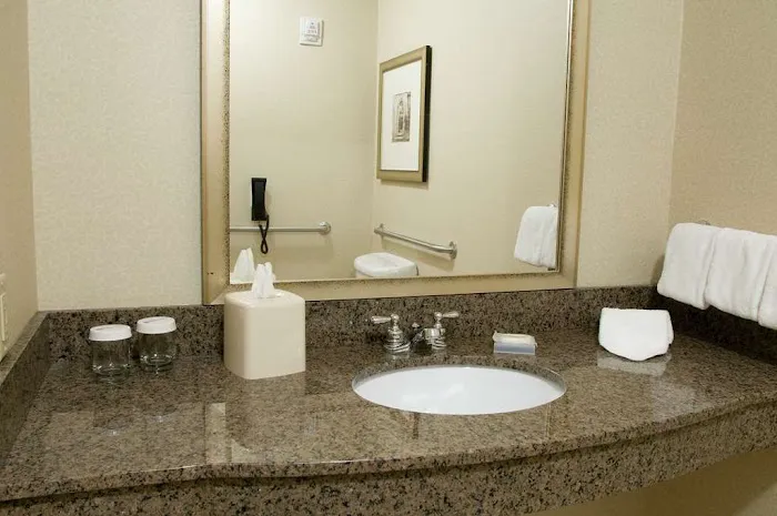 Hilton Garden Inn Mount Holly/Westampton 4