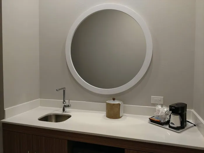 Hampton Inn & Suites Mount Laurel/Moorestown 4