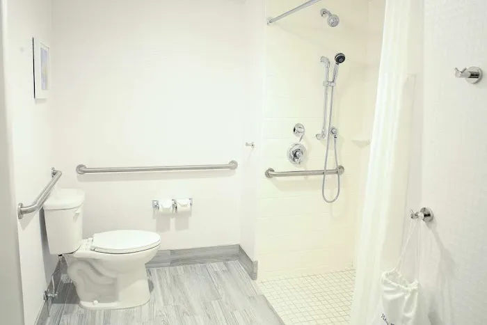 Hampton Inn & Suites Mount Laurel/Moorestown 4