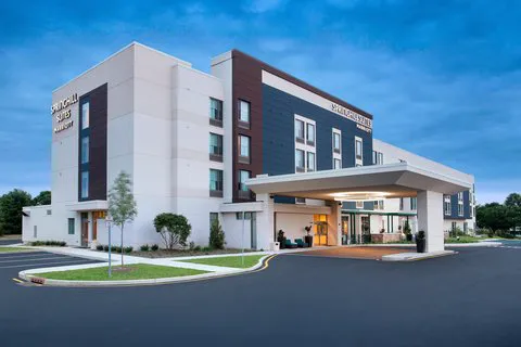 SpringHill Suites Mt. Laurel Cherry Hill 4