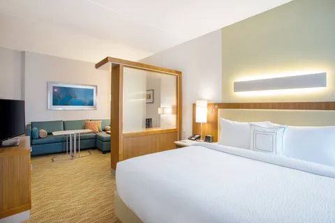 SpringHill Suites Mt. Laurel Cherry Hill 4