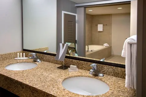 Courtyard Philadelphia Lansdale 4