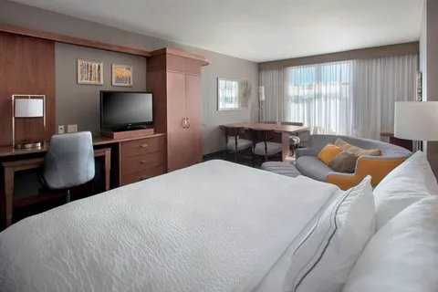 Courtyard Philadelphia Lansdale 4