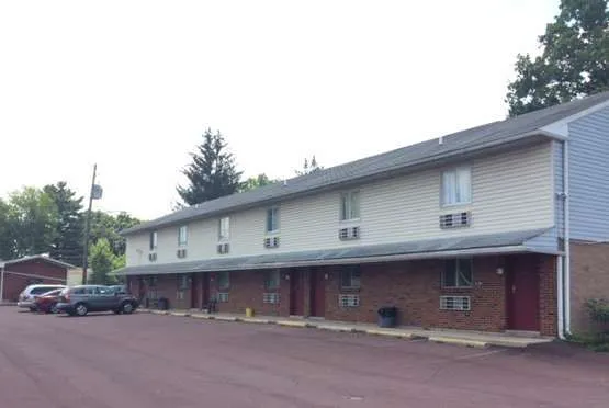 Knights Inn Center Valley 4