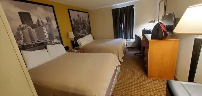 Super 8 by Wyndham Allentown 4