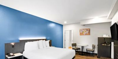 Econo Lodge - Bethel/Danbury