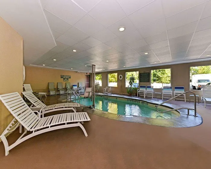 Quality Suites 4