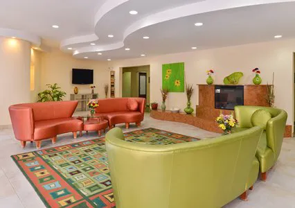 Quality Suites 4