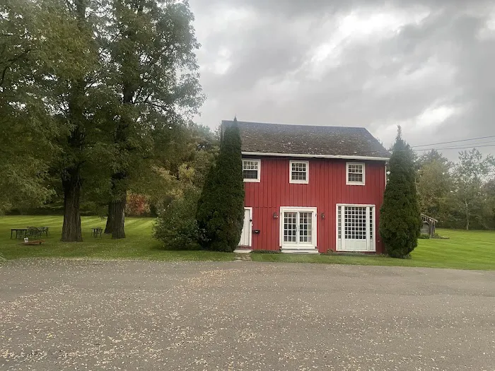 ElmRock Inn 4