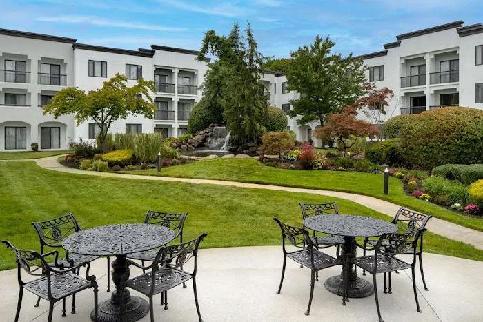 DoubleTree Suites by Hilton Hotel Mt. Laurel 5