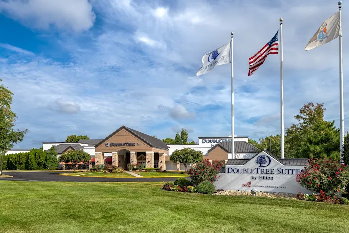 DoubleTree Suites by Hilton Hotel Mt. Laurel 5