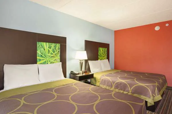 Super 8 by Wyndham Mount Laurel 5